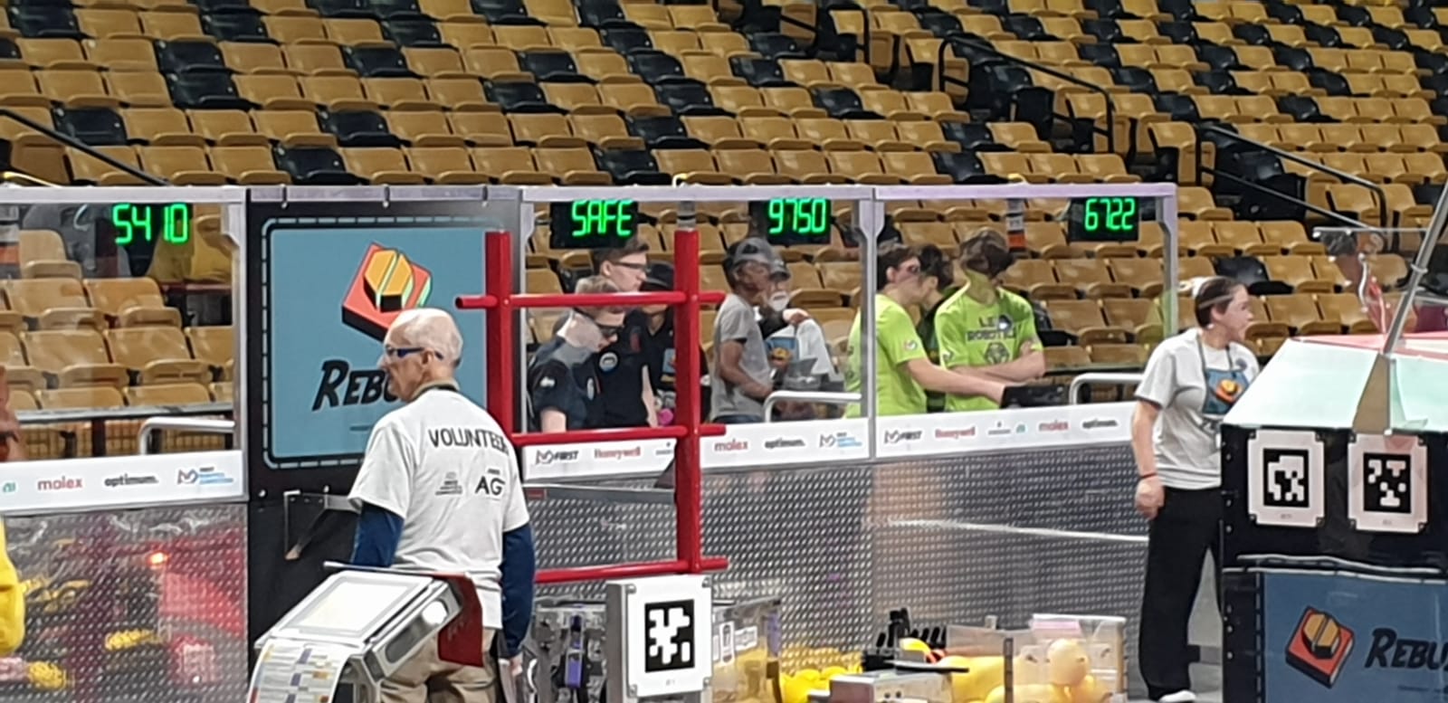 Team 9750 i tävlingsarenan i Orlando